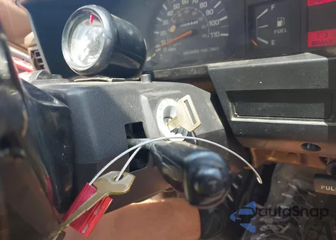 1986 Toyota Pickup Rn63 Std из США, поврежденный, VIN JT4RN63R1G0091960